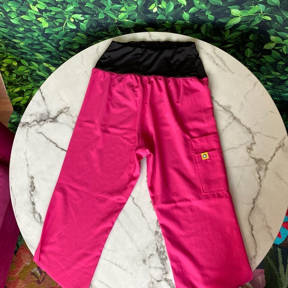 WonderWink HOT PINK Maternity Scrub Pants XS - Picture 4 of 7